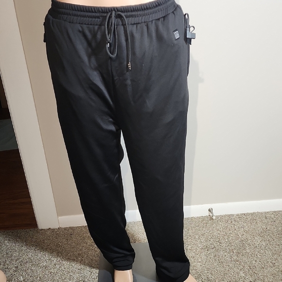 Black Heated Sweatpants for Men - Picture 3 of 12